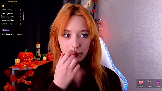 Hisoka akerley online show from October 24, 2025, 5:45 pm