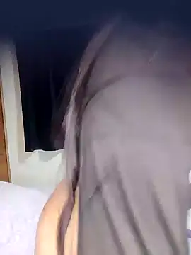CHLOE ISABELL online show from May 22, 2026, 12:52 am