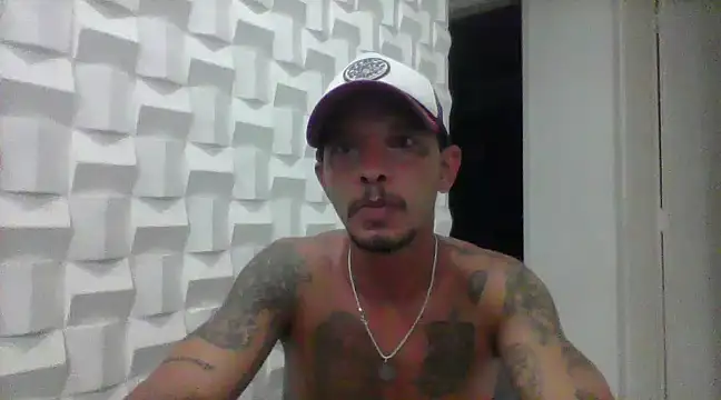 Snapshot of allisonbr chatting on March 17, 2025, 9:24 pm allisonbr online show from March 17, 2025, 9:24 pm