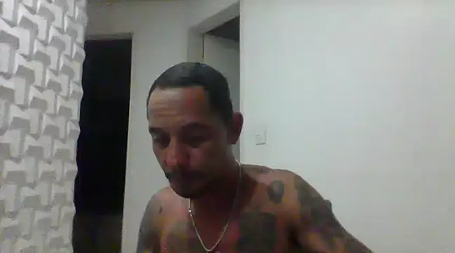 Snapshot of allisonbr chatting on March 18, 2025, 5:02 am allisonbr online show from March 18, 2025, 5:02 am