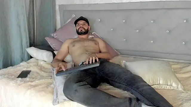 Luke Diaz7 online show from March 2, 2025, 3:56 am