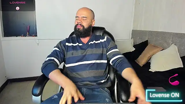 Luke Diaz7 online show from October 10, 2025, 5:41 am