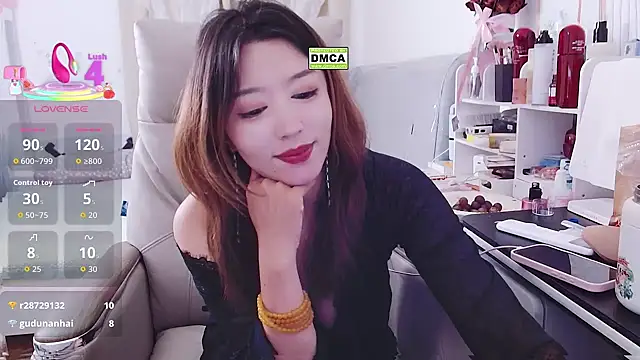 Snapshot of Tangtang-baby chatting on August 5, 2026, 3:28 pm Tangtang-baby online show from August 5, 2026, 3:28 pm