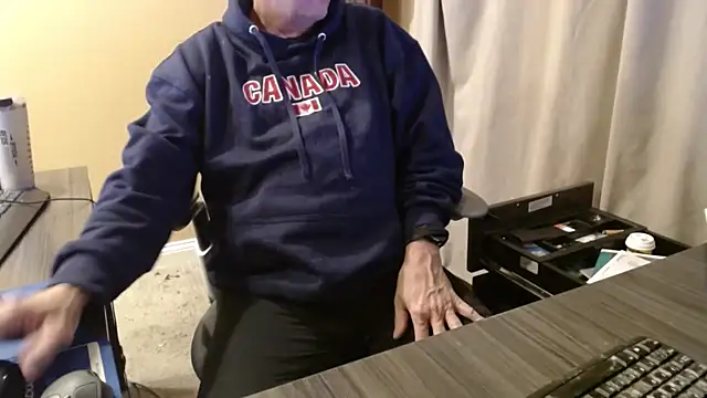 Snapshot of olderandwiser2 chatting on December 15, 2025, 5:35 am olderandwiser2 online show from December 15, 2025, 5:35 am