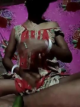 Snapshot of CuteRani001 chatting on September 9, 2025, 9:52 am CuteRani001 online show from September 9, 2025, 9:52 am