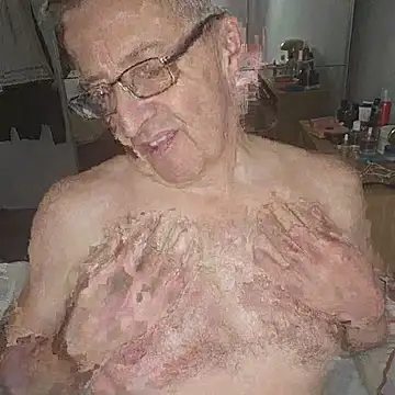 mann4u147 online show from November 8, 2025, 11:41 pm