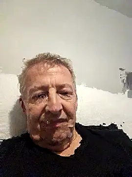 Snapshot of mann4u147 chatting on September 26, 2025, 10:05 pm mann4u147 online show from September 26, 2025, 10:05 pm