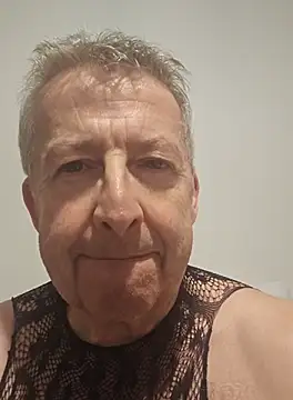Snapshot of mann4u147 chatting on October 8, 2025, 10:21 pm mann4u147 online show from October 8, 2025, 10:21 pm