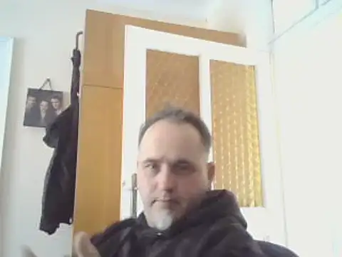 Szolga10 online show from February 28, 2025, 1:14 pm