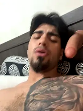 jovencitoboy21 online show from October 10, 2025, 2:18 pm