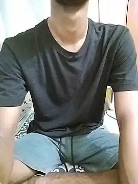 Snapshot of bong_crave chatting on June 15, 2026, 6:13 am bong crave online show from June 15, 2026, 6:13 am