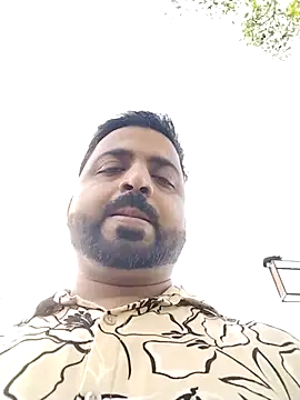 Snapshot of Vij717 chatting on October 27, 2025, 2:34 am Vij717 online show from October 27, 2025, 2:34 am