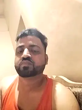 Snapshot of Vij717 chatting on October 28, 2025, 4:50 pm Vij717 online show from October 28, 2025, 4:50 pm