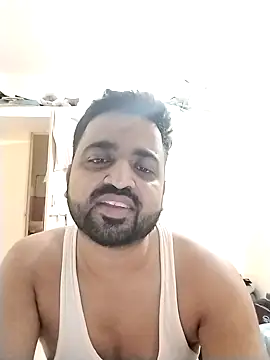 Snapshot of Vij717 chatting on October 14, 2025, 6:30 pm Vij717 online show from October 14, 2025, 6:30 pm