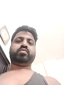 Snapshot of Vij717 chatting on November 25, 2025, 5:35 pm Vij717 online show from November 25, 2025, 5:35 pm