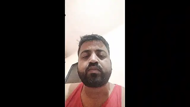 Snapshot of Vij717 chatting on December 15, 2025, 9:53 pm Vij717 online show from December 15, 2025, 9:53 pm