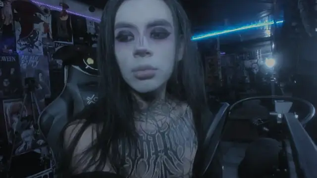 Snapshot of rotten_dreams chatting on March 11, 2025, 5:57 pm rotten dreams online show from March 11, 2025, 5:57 pm