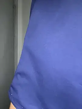 Snapshot of Hamza-Maroki chatting on November 16, 2025, 12:10 pm Hamza-Maroki online show from November 16, 2025, 12:10 pm