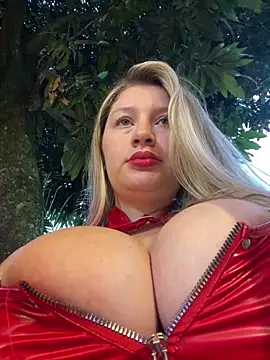 Snapshot of aurora_coldd chatting on December 3, 2025, 10:42 pm aurora coldd online show from December 3, 2025, 10:42 pm