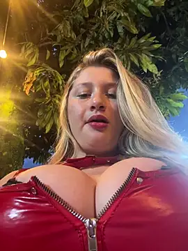 Snapshot of aurora_coldd chatting on November 12, 2025, 10:57 pm aurora coldd online show from November 12, 2025, 10:57 pm