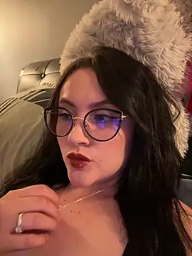 ValentinaOrtiz3 online show from March 6, 2026, 12:05 am