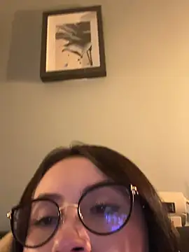 ValentinaOrtiz3 online show from May 14, 2026, 2:19 am