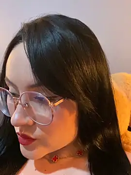 Snapshot of ValentinaOrtiz3 chatting on October 30, 2025, 1:26 am ValentinaOrtiz3 online show from October 30, 2025, 1:26 am