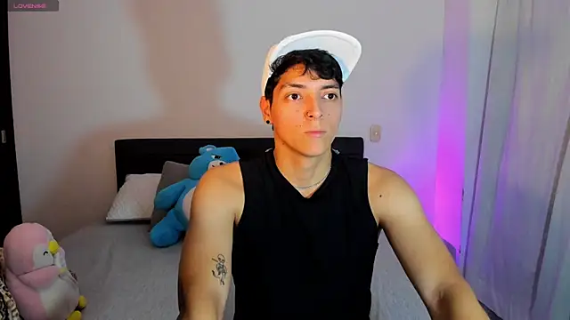  JacobMiller   online show from October 6, 2025, 7:14 pm