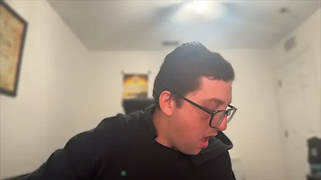 Snapshot of Milflover96 chatting on December 17, 2025, 10:04 pm Milflover96 online show from December 17, 2025, 10:04 pm