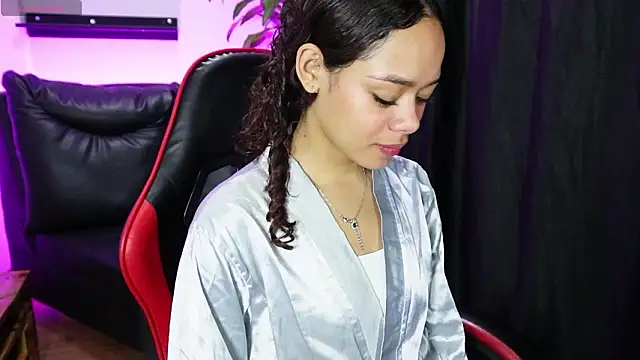 sara sharma  online show from January 14, 2026, 3:15 pm