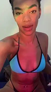 Snapshot of Mirellysbs1 chatting on December 16, 2025, 6:28 am Mirellysbs1 online show from December 16, 2025, 6:28 am