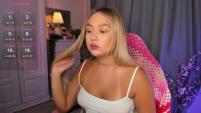  Loneve   online show from October 10, 2025, 1:56 pm