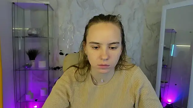 Snapshot of Lika_0ne chatting on November 5, 2025, 11:35 am Lika 0ne online show from November 5, 2025, 11:35 am