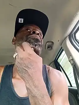 birdg online show from September 21, 2025, 10:26 pm