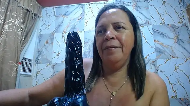 Snapshot of alina_maturehot chatting on June 21, 2026, 10:32 am alina maturehot online show from June 21, 2026, 10:32 am