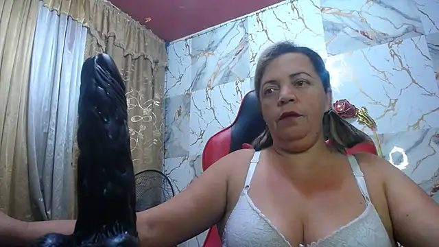 alina maturehot online show from November 18, 2025, 8:17 am