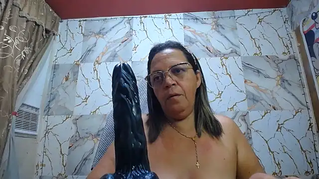 Snapshot of alina_maturehot chatting on June 8, 2026, 7:53 am alina maturehot online show from June 8, 2026, 7:53 am