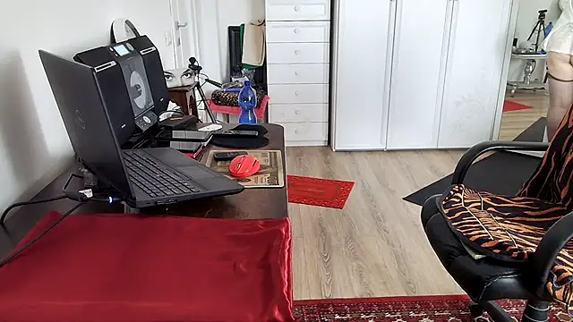 Snapshot of Chanel_Noire chatting on March 17, 2026, 1:47 pm Chanel Noire online show from March 17, 2026, 1:47 pm