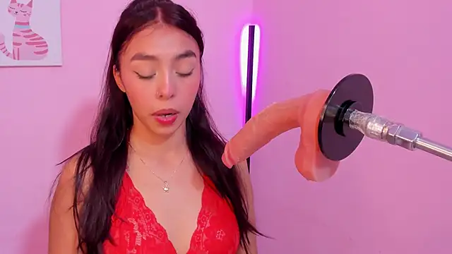 lanna brunette online show from March 8, 2026, 1:58 pm