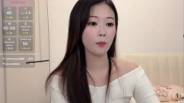 Snapshot of yunyun121 chatting on October 14, 2025, 3:01 pm yunyun121 online show from October 14, 2025, 3:01 pm