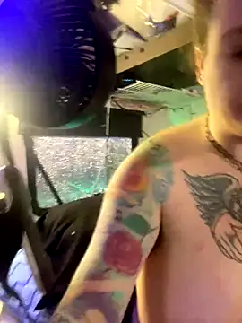 Snapshot of favoritestepsis chatting on October 30, 2025, 10:28 pm favoritestepsis online show from October 30, 2025, 10:28 pm