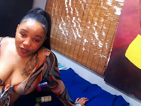 Snapshot of AfricanChinese chatting on November 26, 2025, 9:31 am AfricanChinese online show from November 26, 2025, 9:31 am