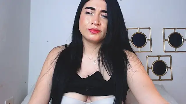 Snapshot of esperanza3517 chatting on March 5, 2025, 10:54 pm esperanza3517 online show from March 5, 2025, 10:54 pm