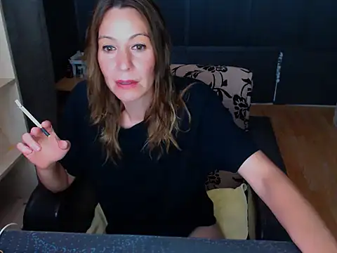 Snapshot of hannaha chatting on May 16, 2026, 6:51 pm hannaha online show from May 16, 2026, 6:51 pm