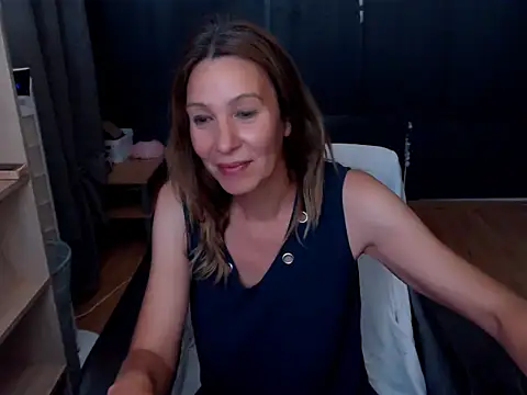 Snapshot of hannaha chatting on June 29, 2026, 7:46 pm hannaha online show from June 29, 2026, 7:46 pm