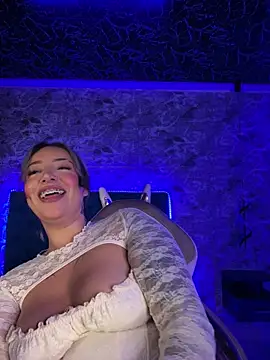 Scarlett-LS online show from July 23, 2026, 3:26 am