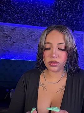 Scarlett-LS online show from July 14, 2026, 3:00 am