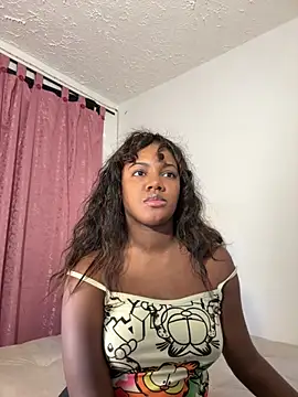 Snapshot of Daphnewalker__ chatting on October 28, 2025, 2:12 am Daphnewalker online show from October 28, 2025, 2:12 am