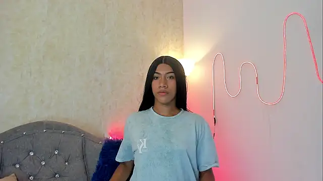 Snapshot of AntoniSantoss chatting on October 17, 2025, 7:37 pm AntoniSantoss online show from October 17, 2025, 7:37 pm