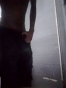 Snapshot of machinery98ron chatting on February 22, 2026, 4:30 pm machinery98ron online show from February 22, 2026, 4:30 pm